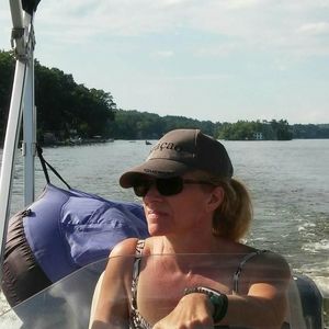 Meet your Posher, Corrine